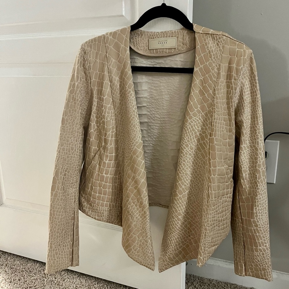 Blank NYC NWT Tan Faux Leather Croc Embossed Wishing Well Jacket